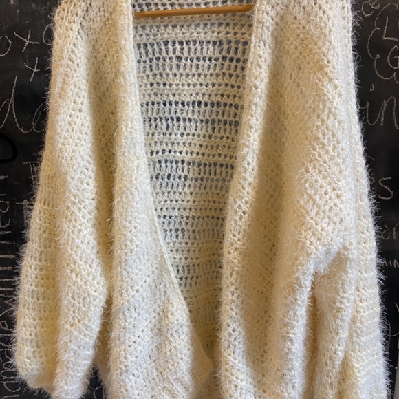 Handmade Crochet Cardigan - Women's M / L - NWT - Picture 4 of 5